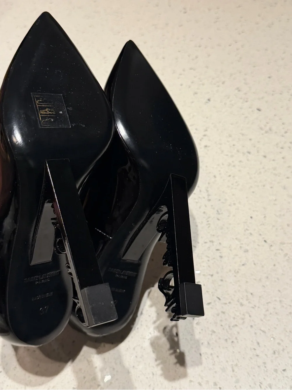 Saint Laurent Patent Pointed-Toe Stiletto Pumps with Sculpted Heel - Picture 10 of 10